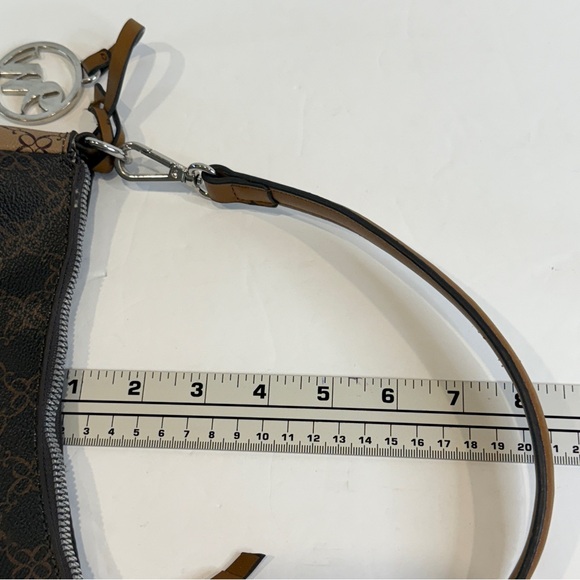 ✨ Nine West Monogram Print Shoulder Bag – Chic & Timeless Preloved Charm ✨ - Picture 11 of 16